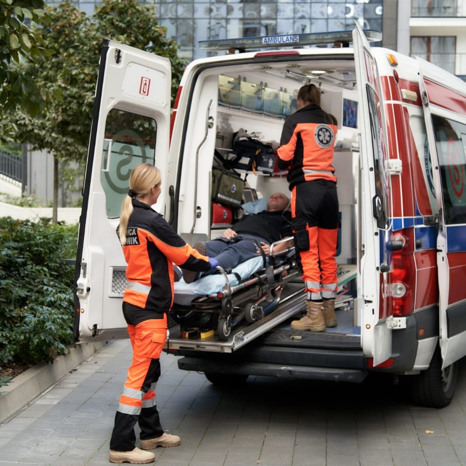 2d293d6b-d1b8-453e-8729-d35ee711ef03